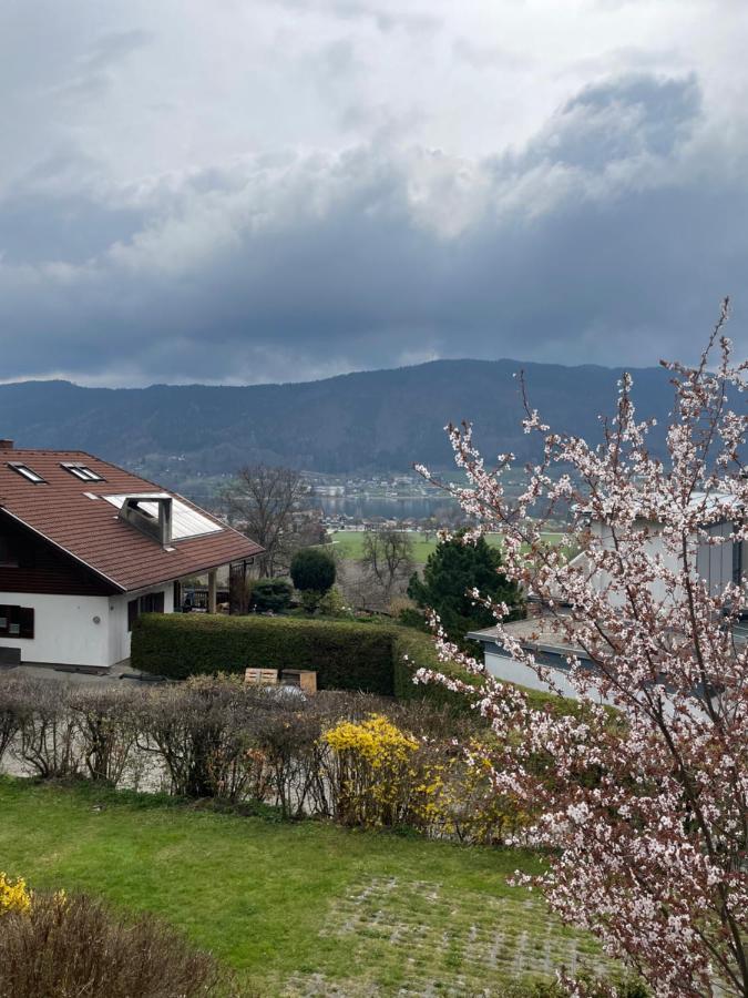 Ferienwohnung Landhaus Monika Bodensdorf Exterior foto